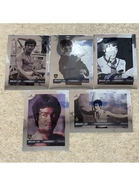 🇨🇦 SALE $3 ✅ Bruce Lee Dragon 2024 Silver Chrome Refractor MMA Movie Cards